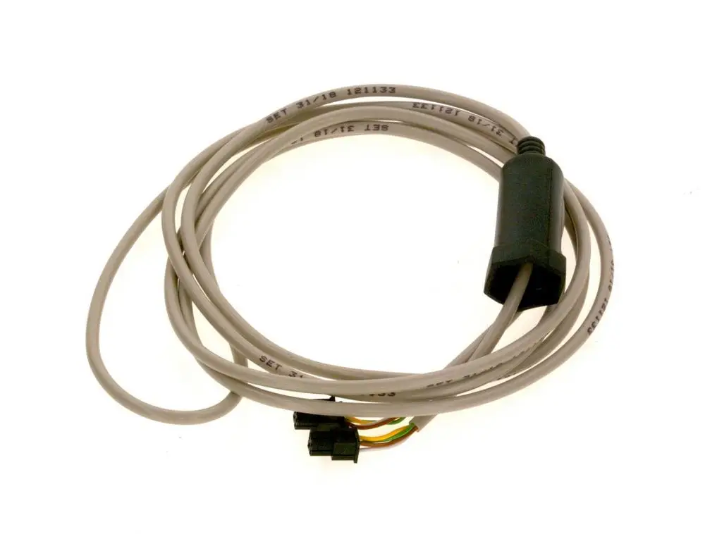 Graue Verbindungsleitung mit Stecker und flexiblen Kabeladern, hergestellt von Bosch, für elektronische Verbindungen in technischen Anwendungen.
